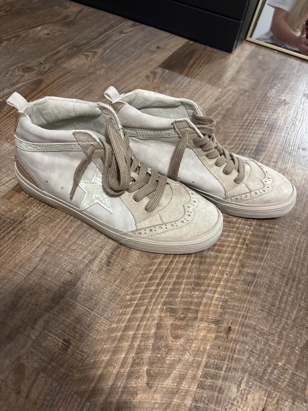 ShuShop Women's High-Top Sneakers in Beige and White